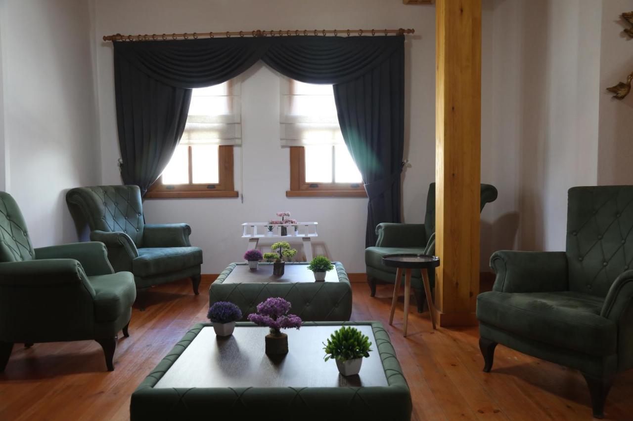 Yali Konak Butik Otel Golcuk Bagian luar foto