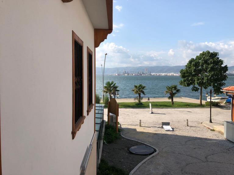 Yali Konak Butik Otel Golcuk Bagian luar foto